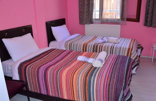 Borcka Hotel | Derya Otel