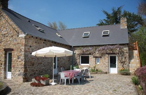 Pledran House | des Champs - Pledran