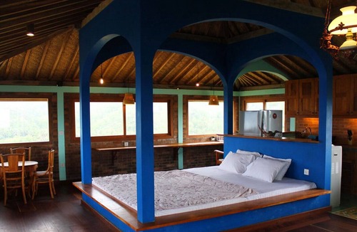 Watukarung Bed & Breakfast | Desa Limasan Retreat