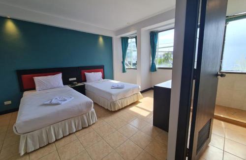 Talat Nuea Hotel | Desa Phuket