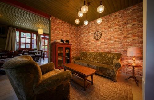 Sub Cetate House | Desag Resort