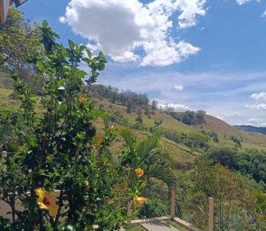 Monte Alegre do Sul House | Descanse em meio a natureza com muito charme