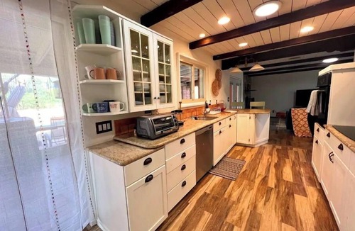Tanque Verde House | Desert Escape with Pool, Hot Tub & Mountain Views