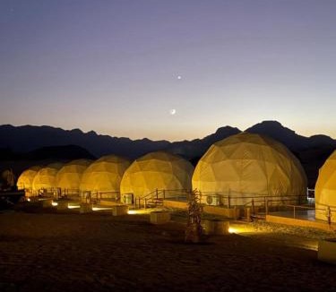 Wadi Rum Hotel | Desert Hello Camp