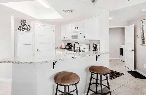 Villa De Paz Condo | Desert Oasis 2BD/2BA Gated Resort ~ Pool ~ Gym ~ Pet Friendly ~ BBQ