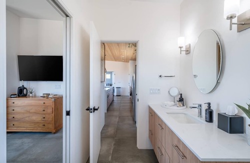 Joshua Tree House | Desert Oasis with Hot Tub, Pool and Views!