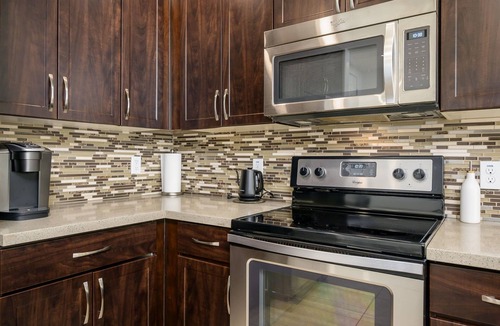 Desert Ridge Condo | Desert Ridge Toscana luxe condo living