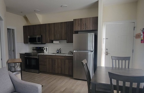 Osoyoos Condo | Desert Surfside Waterfront Accommodations