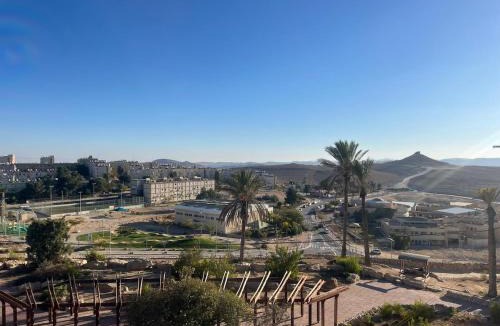 Mitzpe Ramon Apartment | Desert View