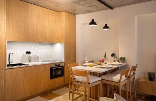 Santo Condestavel Apartment | Design 2BR Campo de Ourique