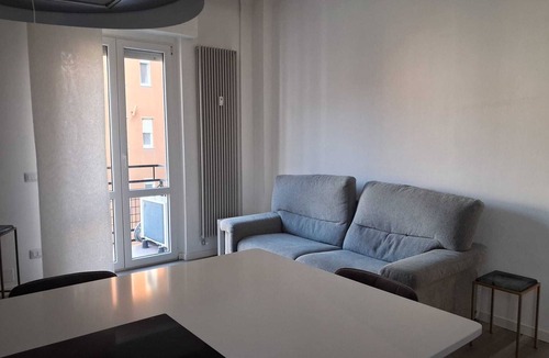 Giambellino Apartment | Design flat in the heart of Tortona District - steps from Fuorisalone events