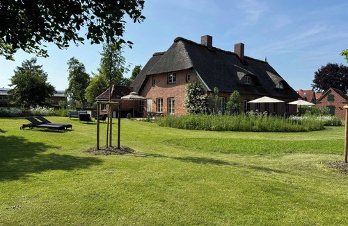 Schmilau Apartment | Design hideaway on the Lauenburg Lake District