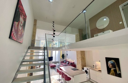 Charlottenburg House | Design Loft with Pool Table for 6
