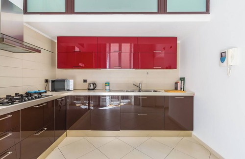 Montecalvario Apartment | Design & Studio Duplex at National Museum
