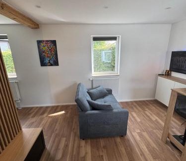 Heiningen Apartment | Design-Studio mit Wellness-Bad & Smart Access