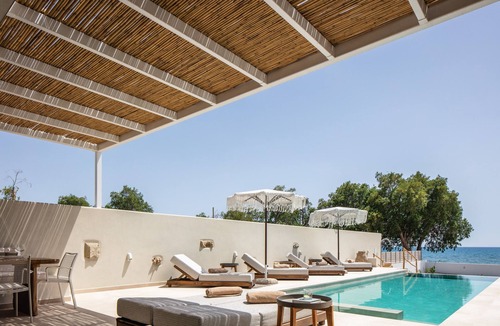 Kokinos Pirgos Villa | Design Villa - Beachfront boho inspired by etouri!