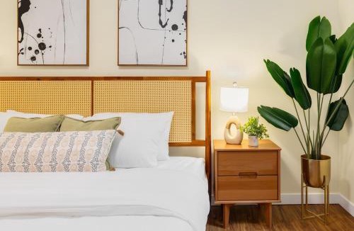 East Queen Anne House | Designated Parking AC Walks to Space Needle DT
