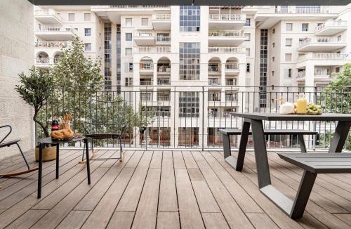 Kiryat HaLeom Apartment | Designed 2BR with 2 bathroom, Terrace and Parking