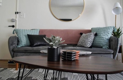 West Los Angeles Apartment | Designer 1BR | Patio | King Bed | Sawtelle | West LA