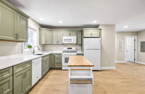 Kingston Apartment | Designer 2BR with Sage Kitchen & Quartz Counters