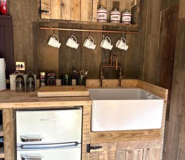 Cholderton Apartment | Designer Barn