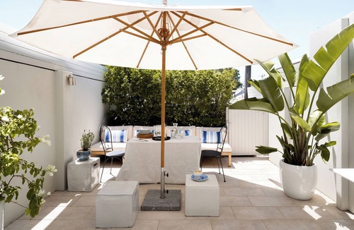 Woollahra House | DESIGNER CHIC IN HEART OF WOOLLAHRA VILLAGE- Every convenience at your doorstep