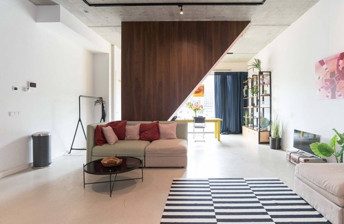 Slotervaart Apartment | Designer Loft by Daan - Amsterdam West