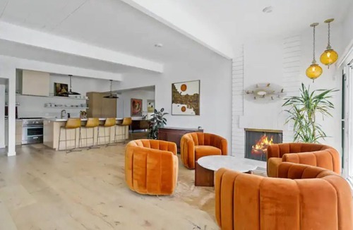 Palm Springs House | Designer Mid-Century Modern, mins from Downtown.