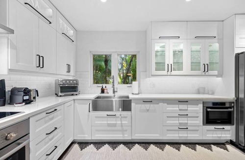 Coral Way House | Designer Pool Villa | Coconut Grove
