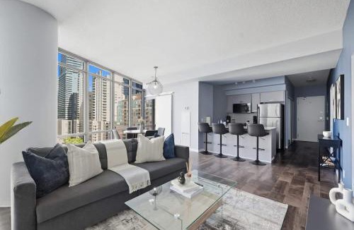 Bay Cloverhill Apartment | Designer Skyline Retreat 2BR w Skyline Terrace