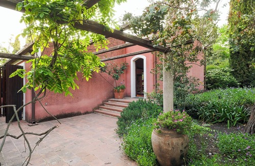 Mascalucia Villa | Designer villa near Etna and the sea
