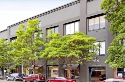 Darlinghurst Apartment | Designer Warehouse Apartment City Fringe