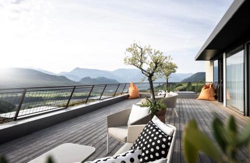 Caldaro Sulla Strada del Vino Hotel | Designhotel Gius La Residenza