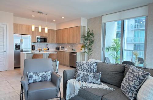 Northeast Miami Apartment | Desing district, great apartment