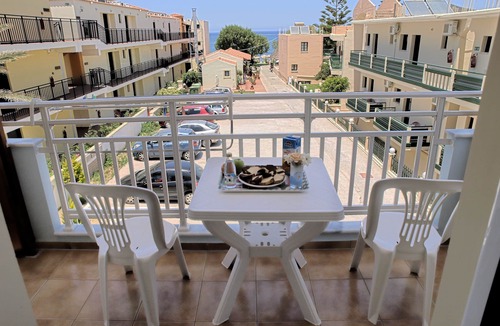 Agia Marina Apartment | Despina Studios