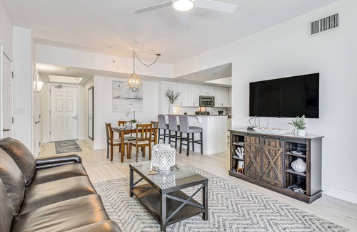 Indian Bayou Condo | Destin Resort Condo w/Pool + Beach Shuttle!