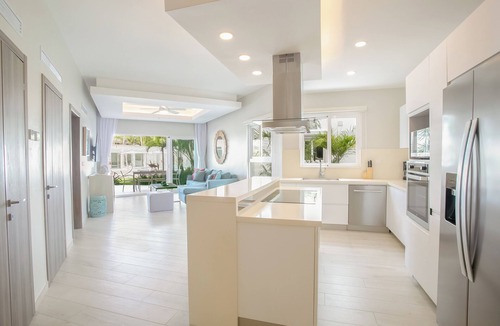 Bavaro Apartment | Destination Jelly Playa Coral Condo