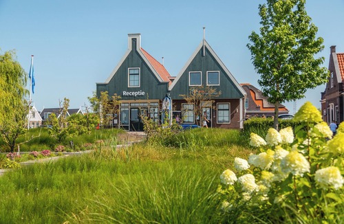 Uitdam House | Detached bungalow with 3 bedrooms, 2 bathrooms and a sauna