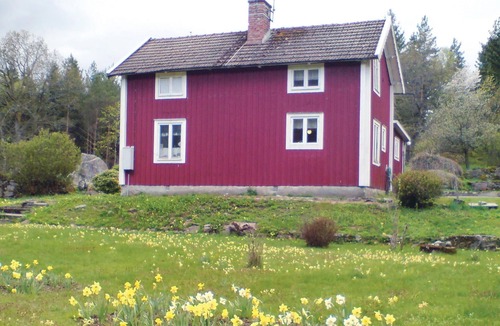Rodeby House | Detached cottage on a farm (19th century) in an area with lots of forest and lakes.