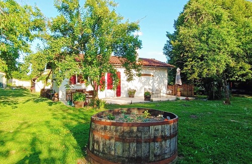 Brie-sous-Chalais House | Detached house in the countryside