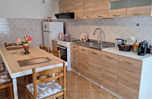 Gioiosa Marea Apartment | Detached house surrounded by greenery