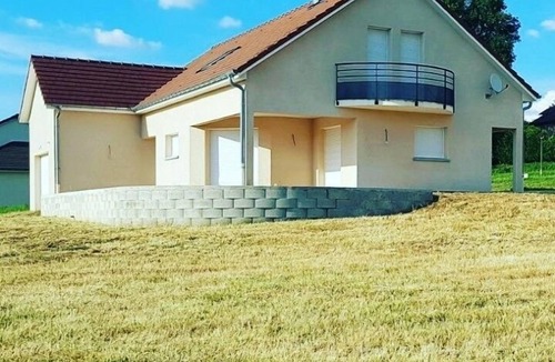 Marigny House | Detached house with panoramic terrace at Lake Chalain