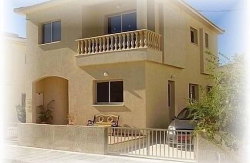 Mandria Villa | Detached Villa Sofia With Own Pool. Includes faster 4 mbps internet connection.