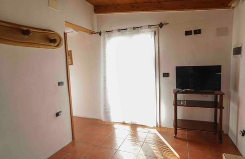 Leverano Villa | Detached villa with above-ground pool