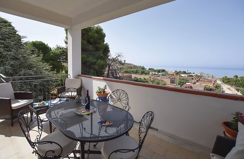 San Giorgio Villa | Detached villa with beautiful terrace overlooking the sea Offer 23.-31. 08 600Euro