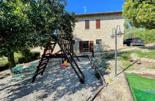 Loreto Villa | Detached Villa with Games Room, Pool, and Panoramic Views in San Damiano