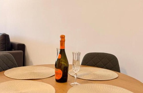 Popesti-Leordeni Apartment | Deterra Studio 70 next to Metro Station Berceni