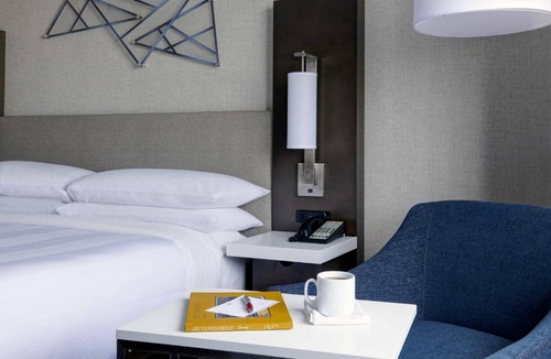 Troy Hotel | Detroit Marriott Troy