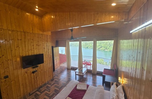 Naukuchiyatal Resort | Dev Bhumi Resort