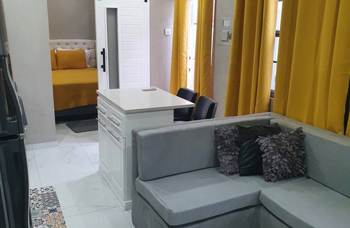 Saint Lawrence Apartment | Devachan Apartments
